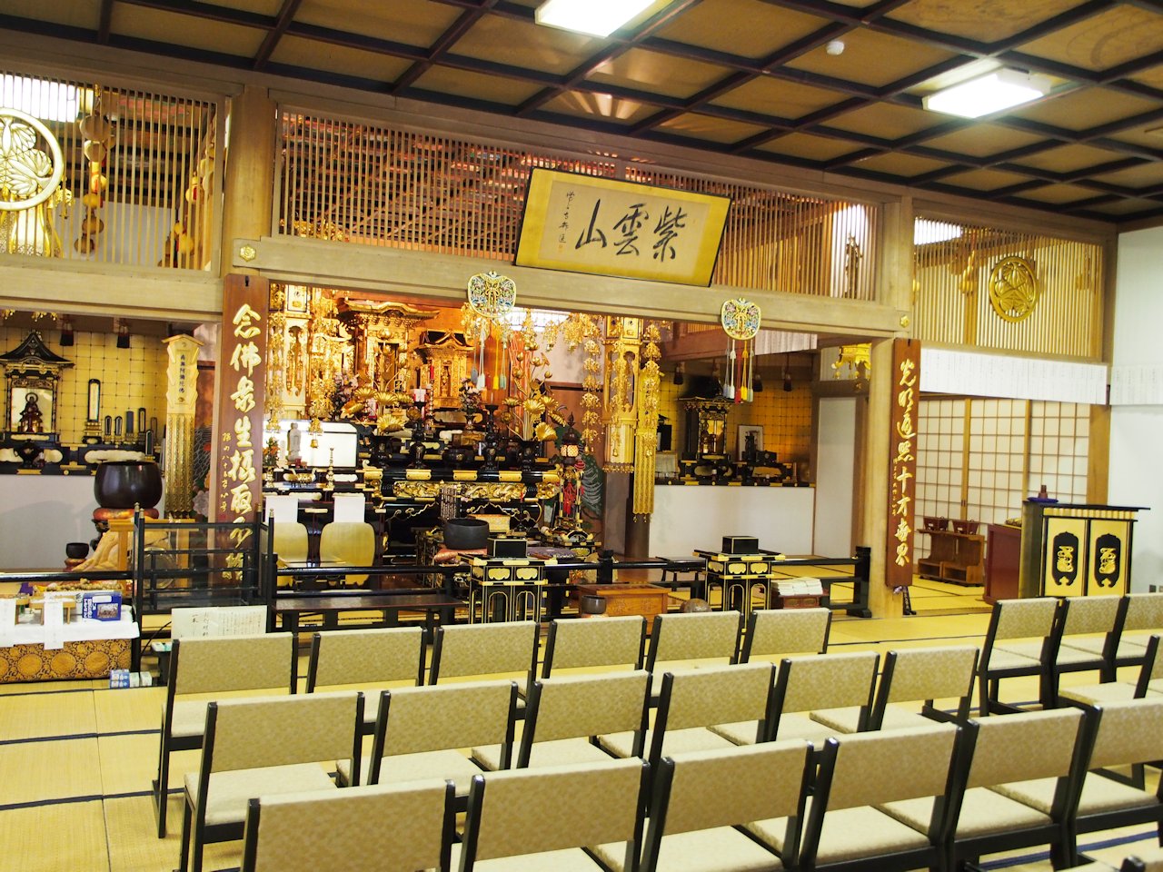 誓願寺 誓願寺は北海道の旭川にある浄土宗の寺院です。